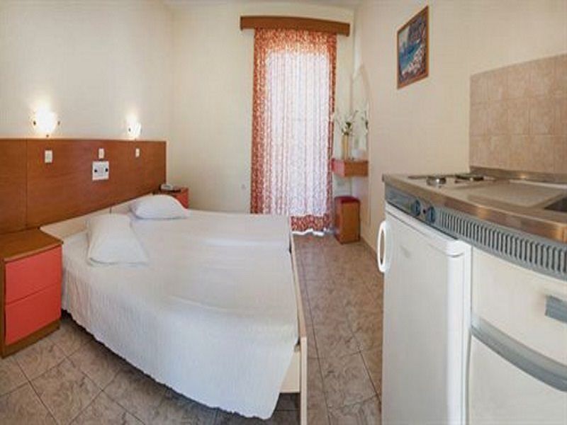 Akti Dimis Hotel Tigkaki  Exterior photo